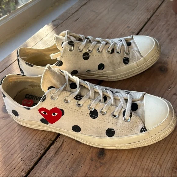 Comme des Garcons PLAY x Converse Sneakers with Black Dots - Picture 5 of 13